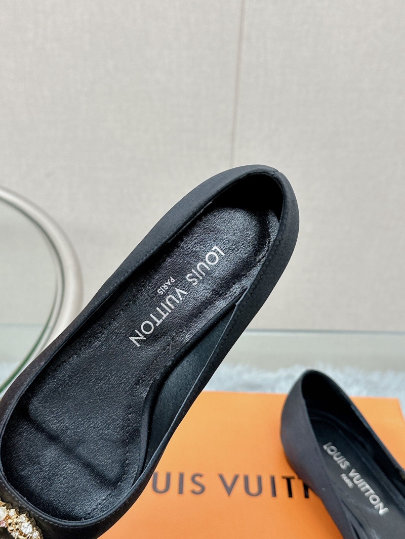 LV flat shoes